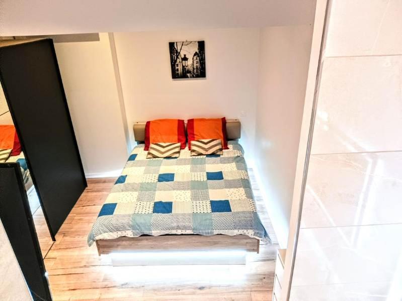 La Chambre Des Petits Voyageurs Sennecey-lès-Dijon エクステリア 写真